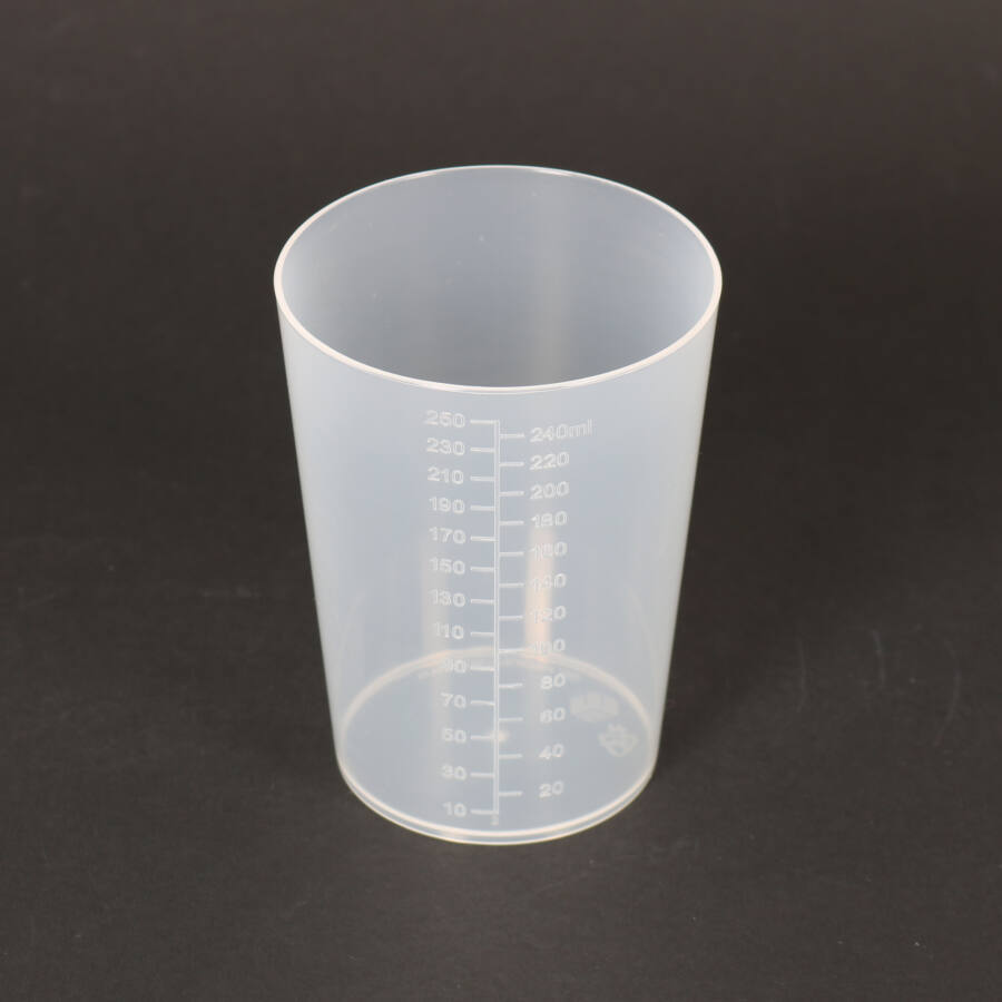 Pahar gradat din plastic